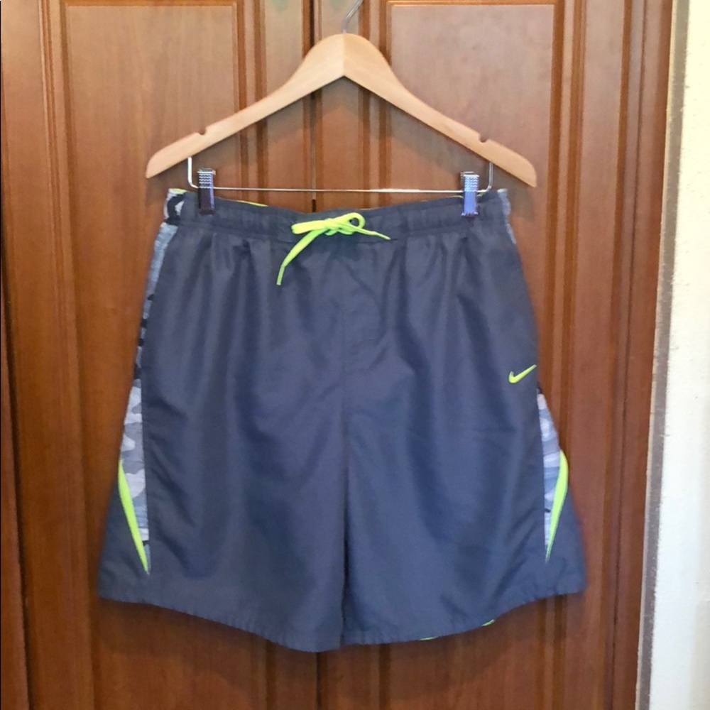 Nike men’s gray swimsuit-size large